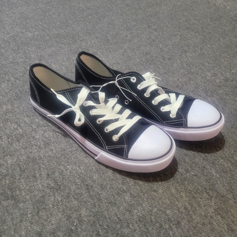 NEW Men's Tennis Shoes~Size 11